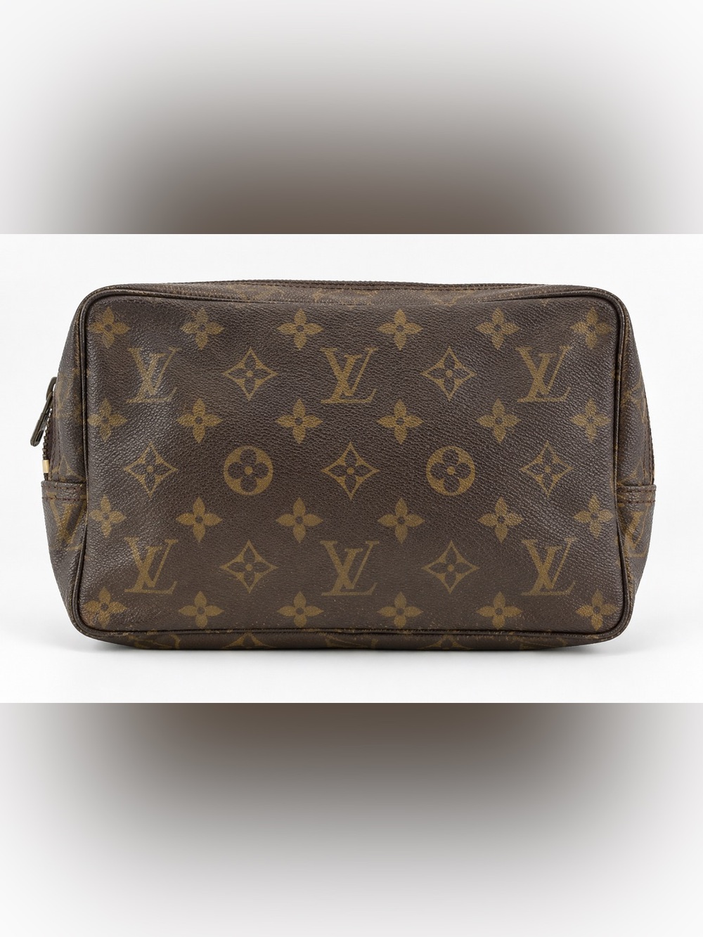 Louis Vuitton Trousse Toilette 23 Monogram M47524